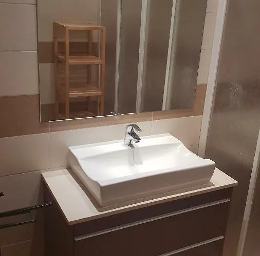 Quinta Do Pinheiro 아파트 *